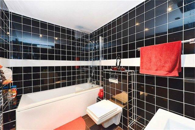  Image of 2 Bedroom Flat Share  To Rent at canary wharf